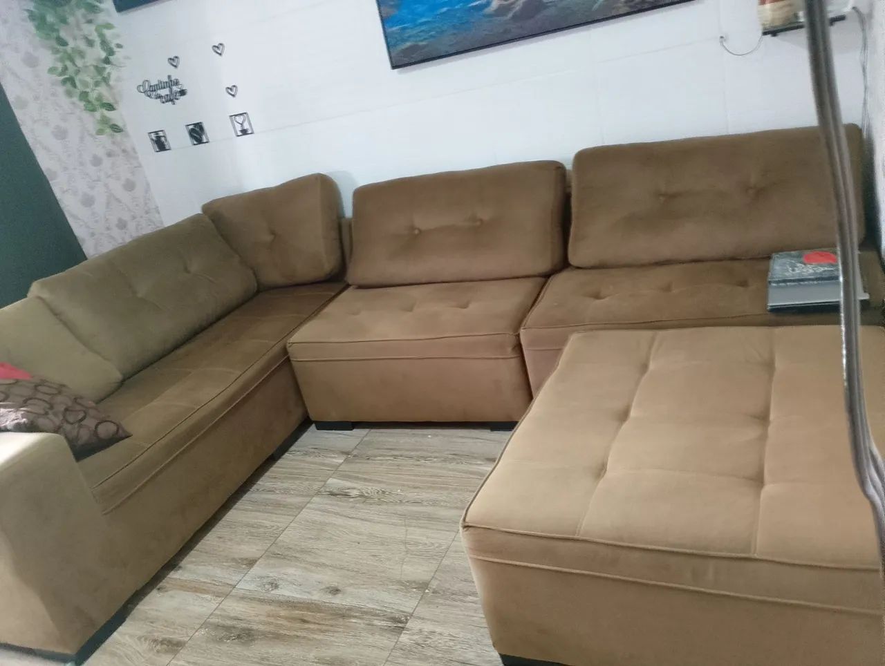 Vendo sofá muitoo espaçoso  - Foto 3