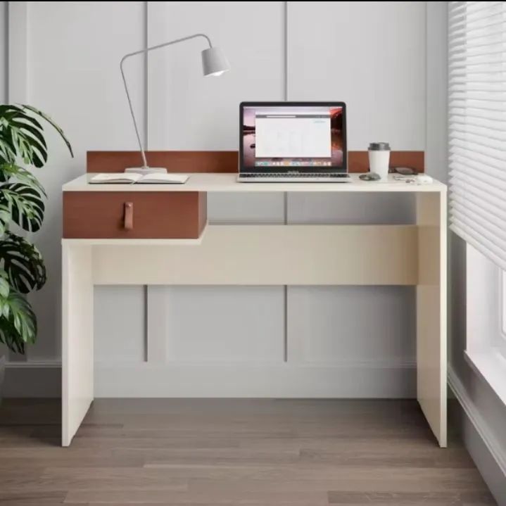 Escrivaninha, mesa computador. 