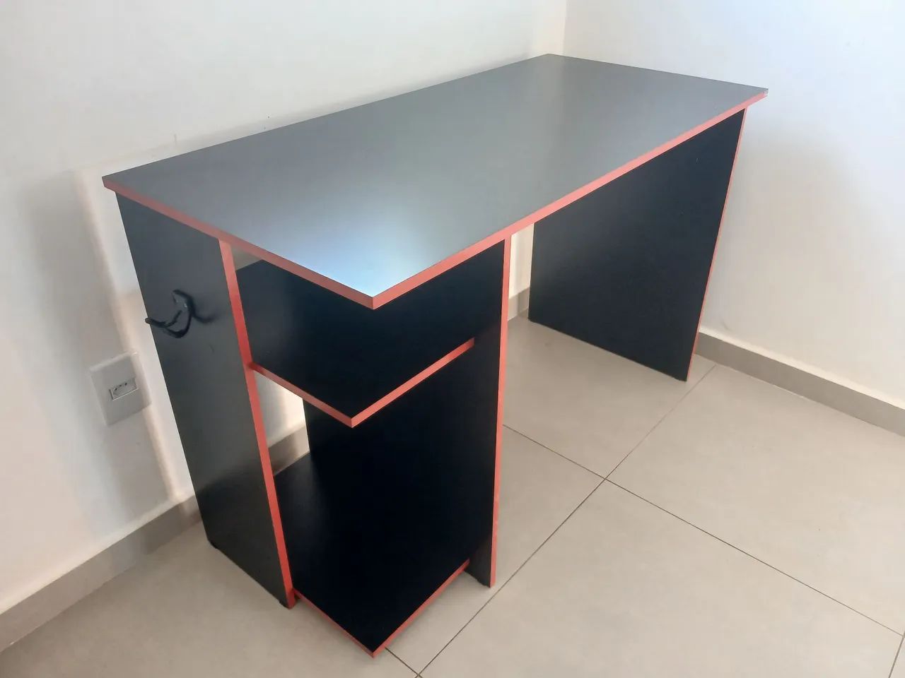Mesa Gamer Por 279 Montada - Foto 3