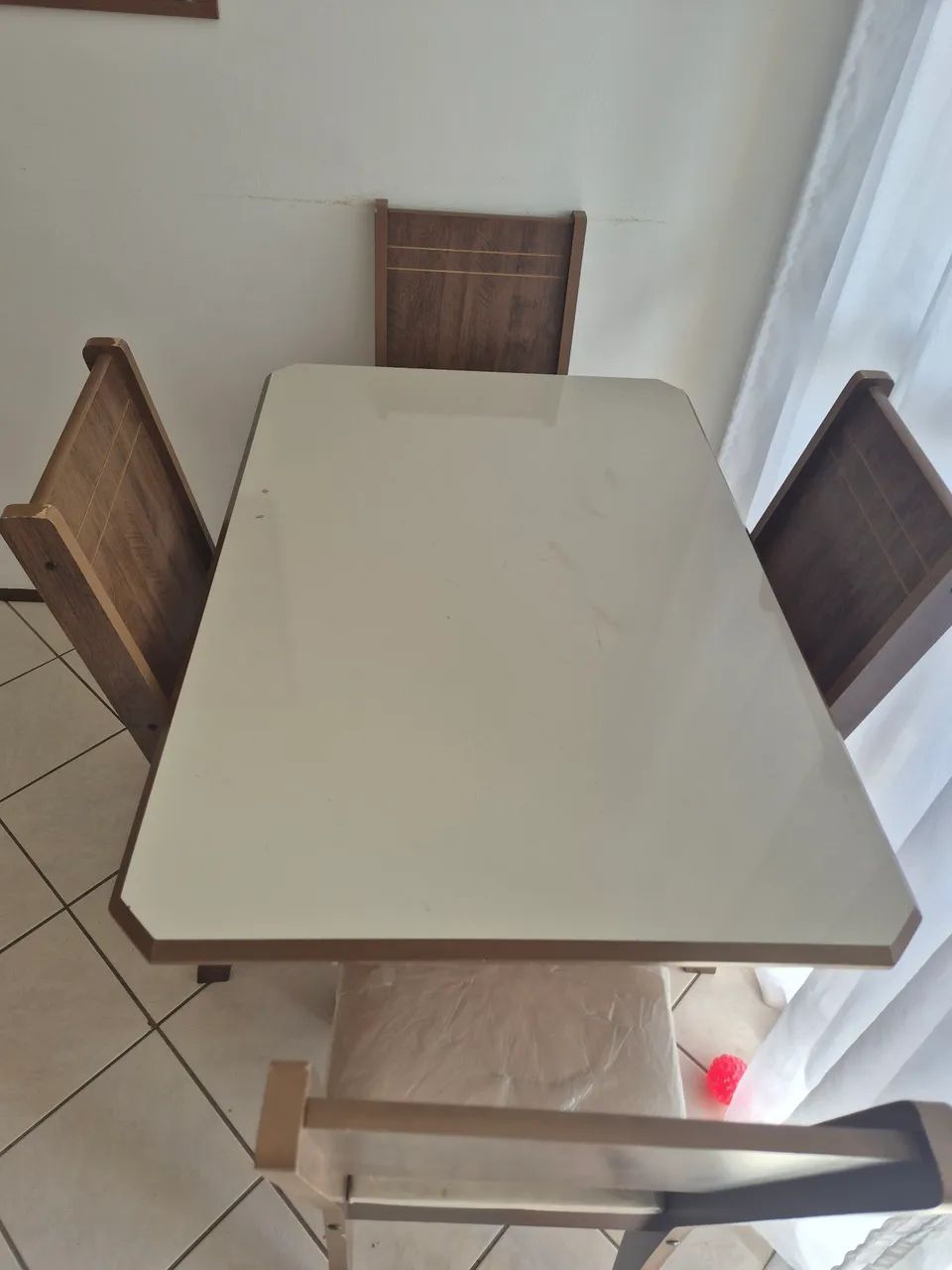 Mesa 4 cadeiras  - Foto 3