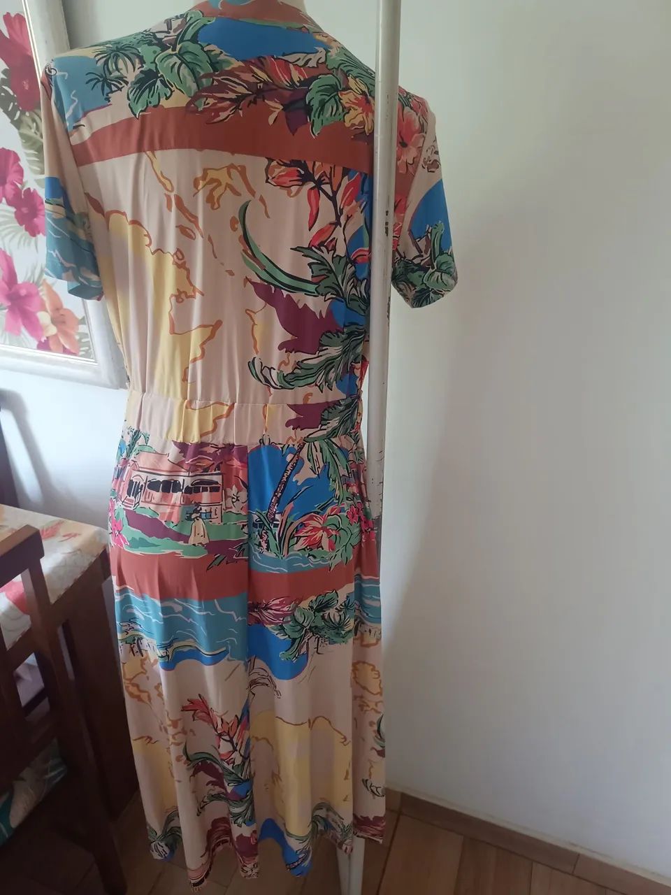 Vestido Bella Pelle Floral Midi  - Foto 4