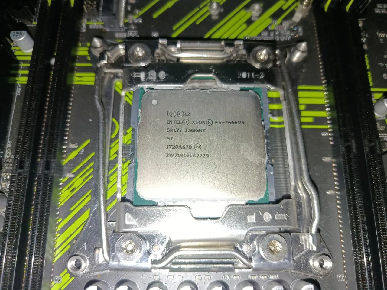 PR9 e e5-2666v3