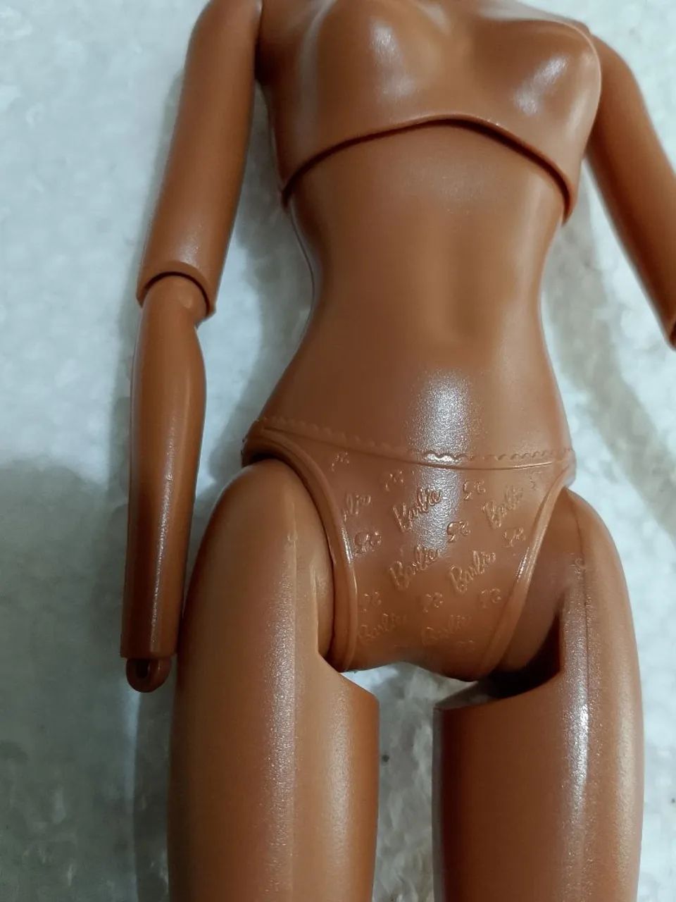 Corpo de boneca Barbie Made to Move - Foto 4