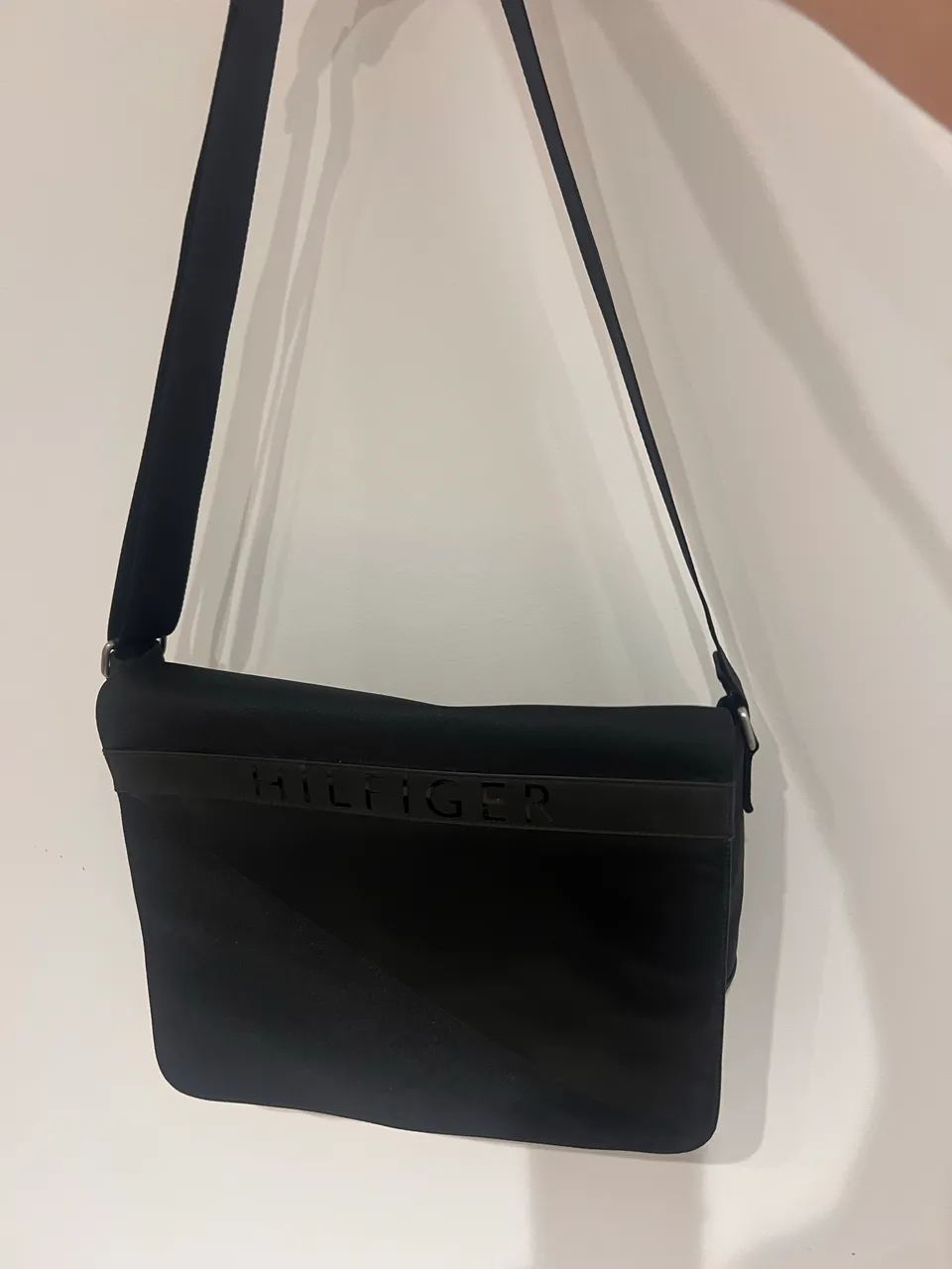 Bolsa Trabalho Tommy