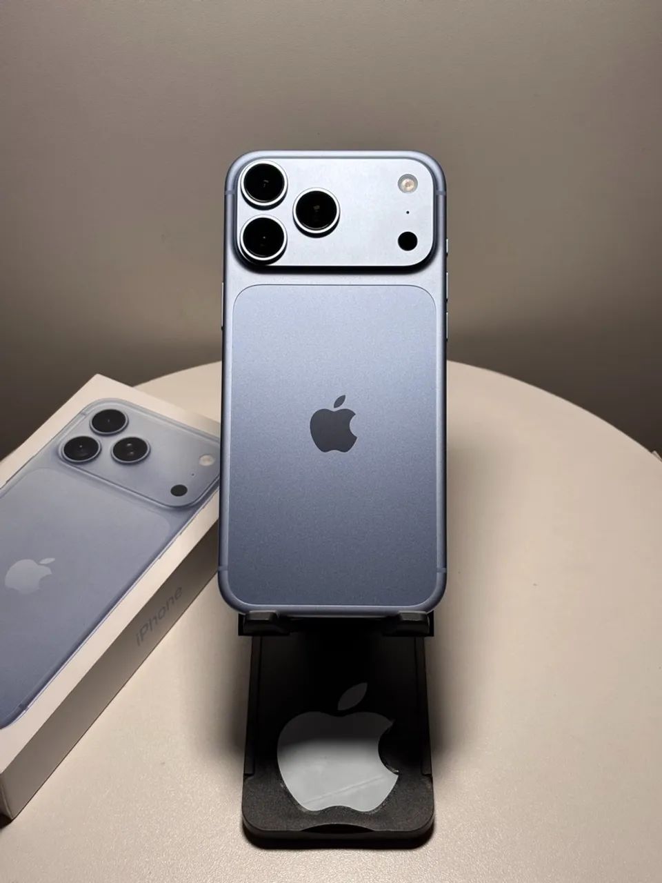 iPhone 18 Pro Max 256gb glacial 