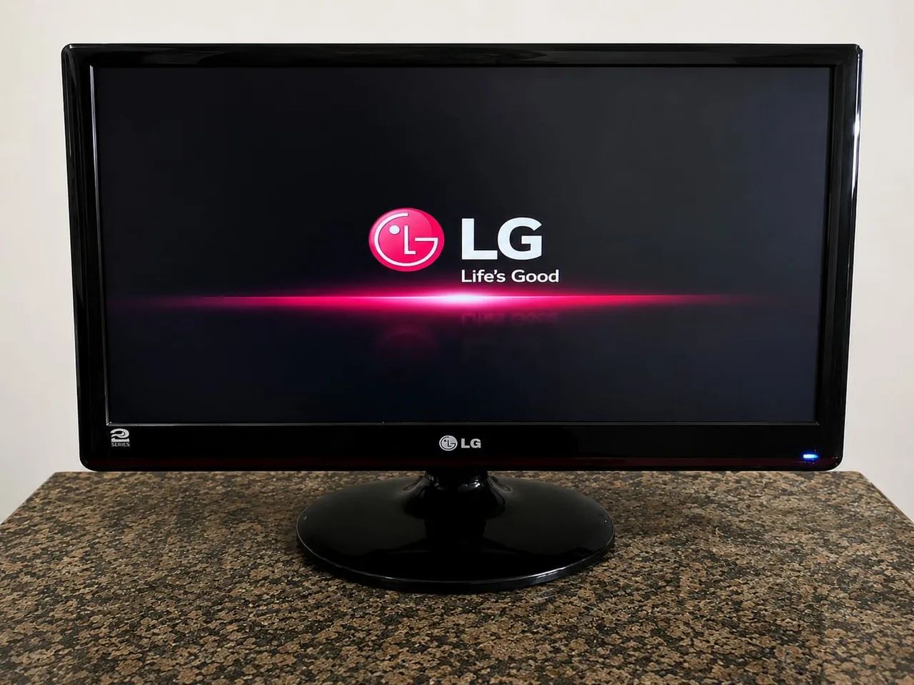 LG 22-Inch Monitor468285898097971200