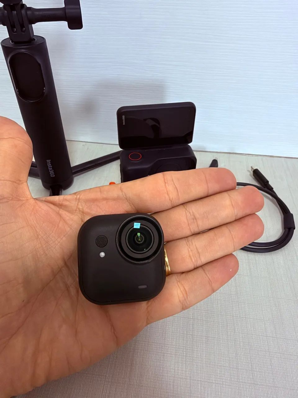 Insta360 GO Ultra - Foto 2