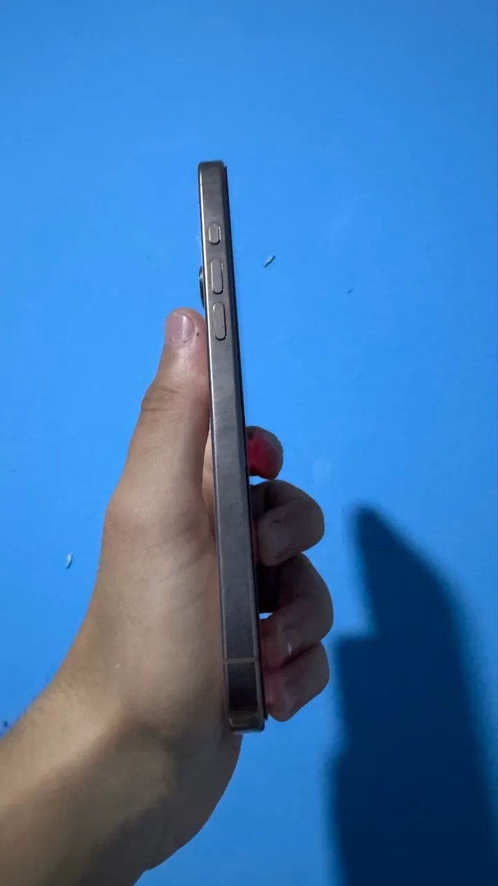 iPhone 16 pro max 256gb cor gold  - Foto 3