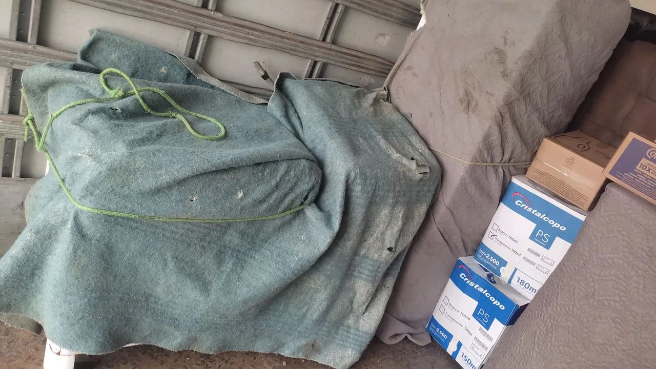 Mudança e fretes capital e interior baú de 6m 6m  - Foto 2