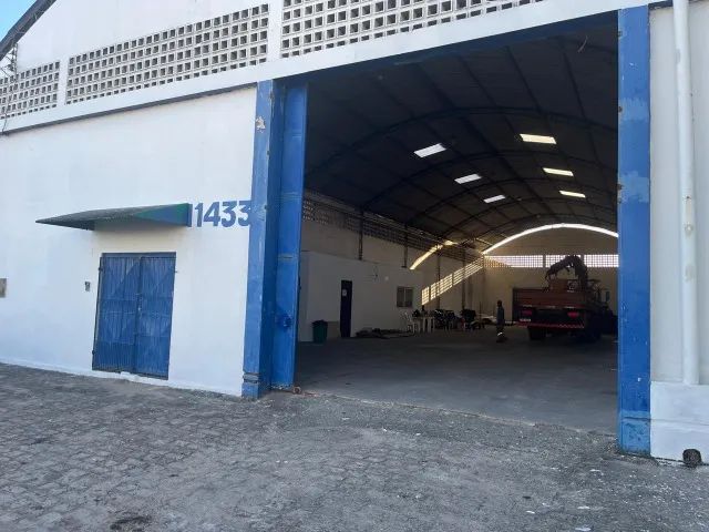 ALUGUEL GALPÃO COMERCIAL EM EXCELENTE LOCALIZAÇÃO  - Foto 2