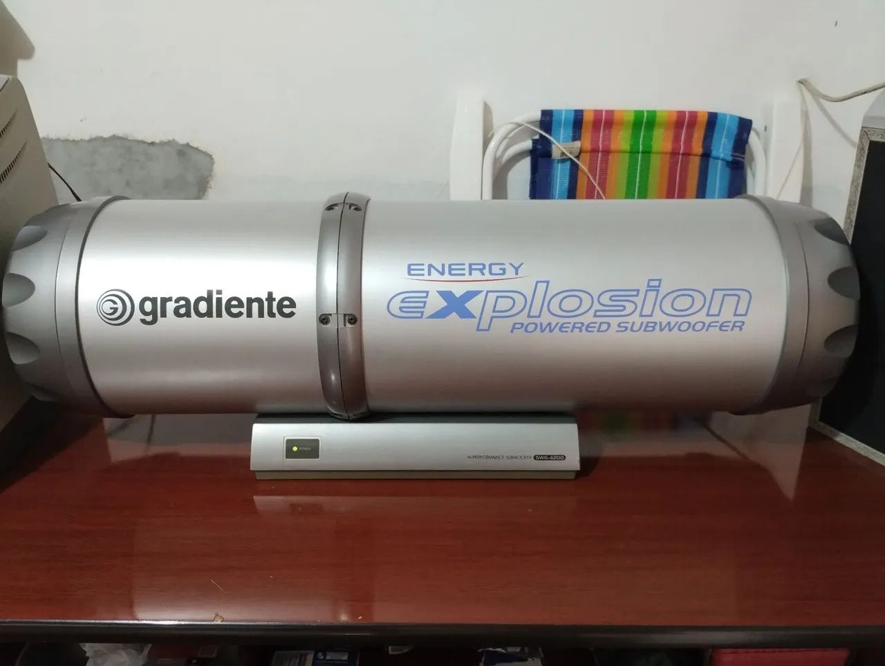 Subwoofer Gradiente Energy Explosion