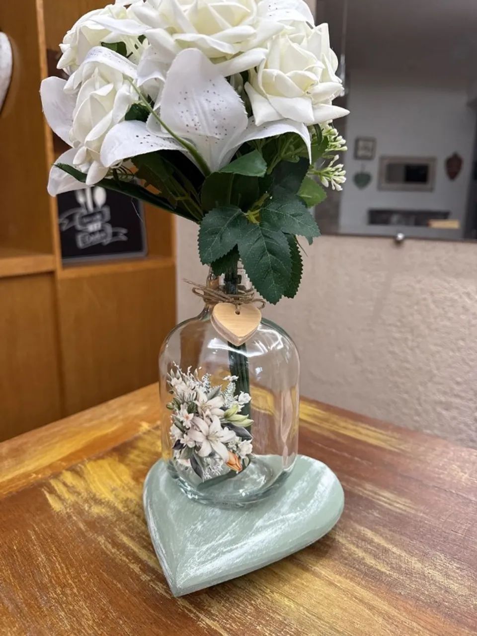 vaso de flores com base de coração - Foto 2