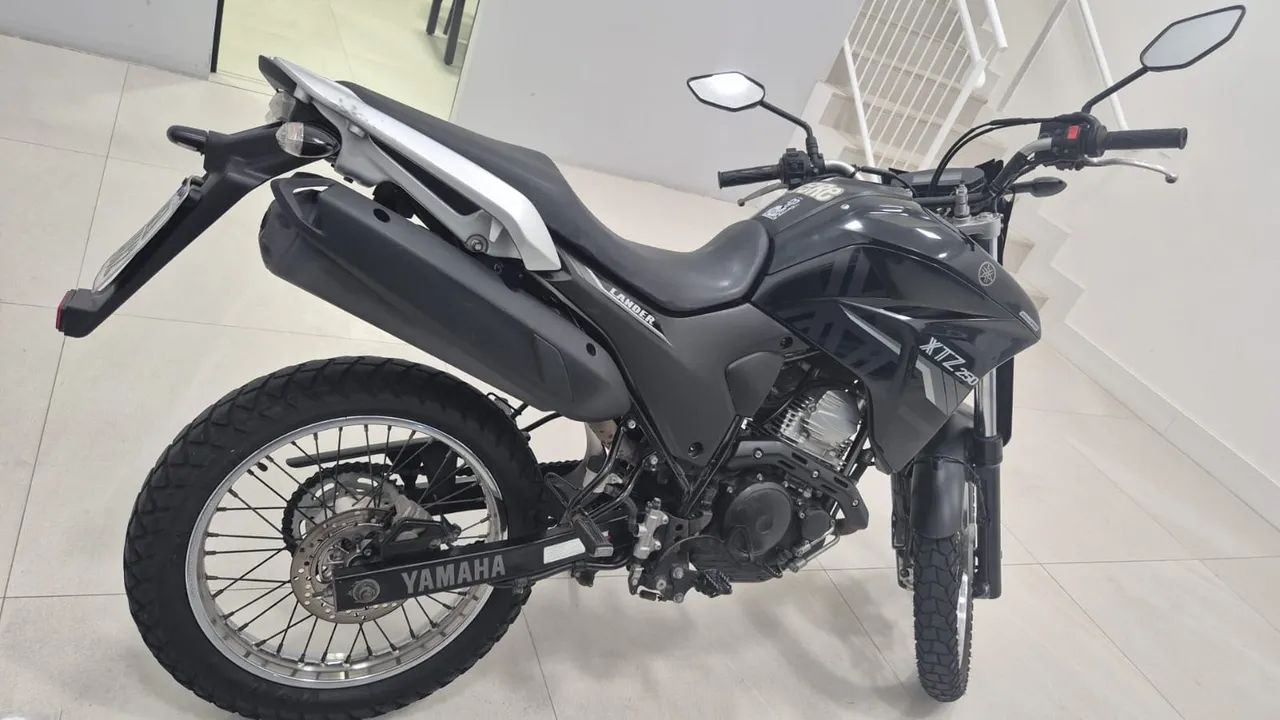 Moto  - Foto 3