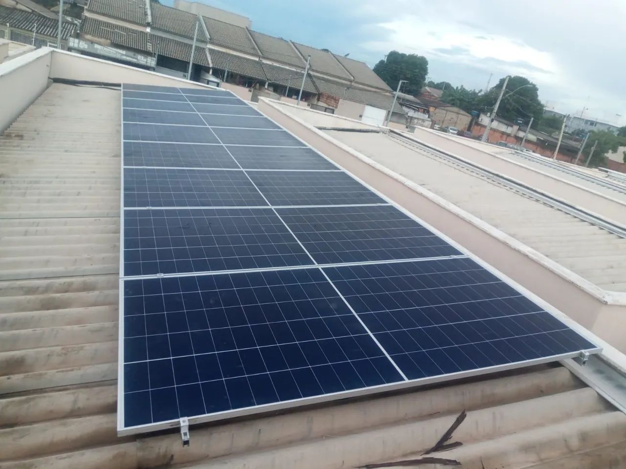 Casa 2 Quartos com Energia Solar, Portão Eletrônico e Espaço para Ampliar - Foto 2