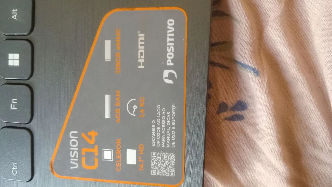 Notebook positivo pouco usado 