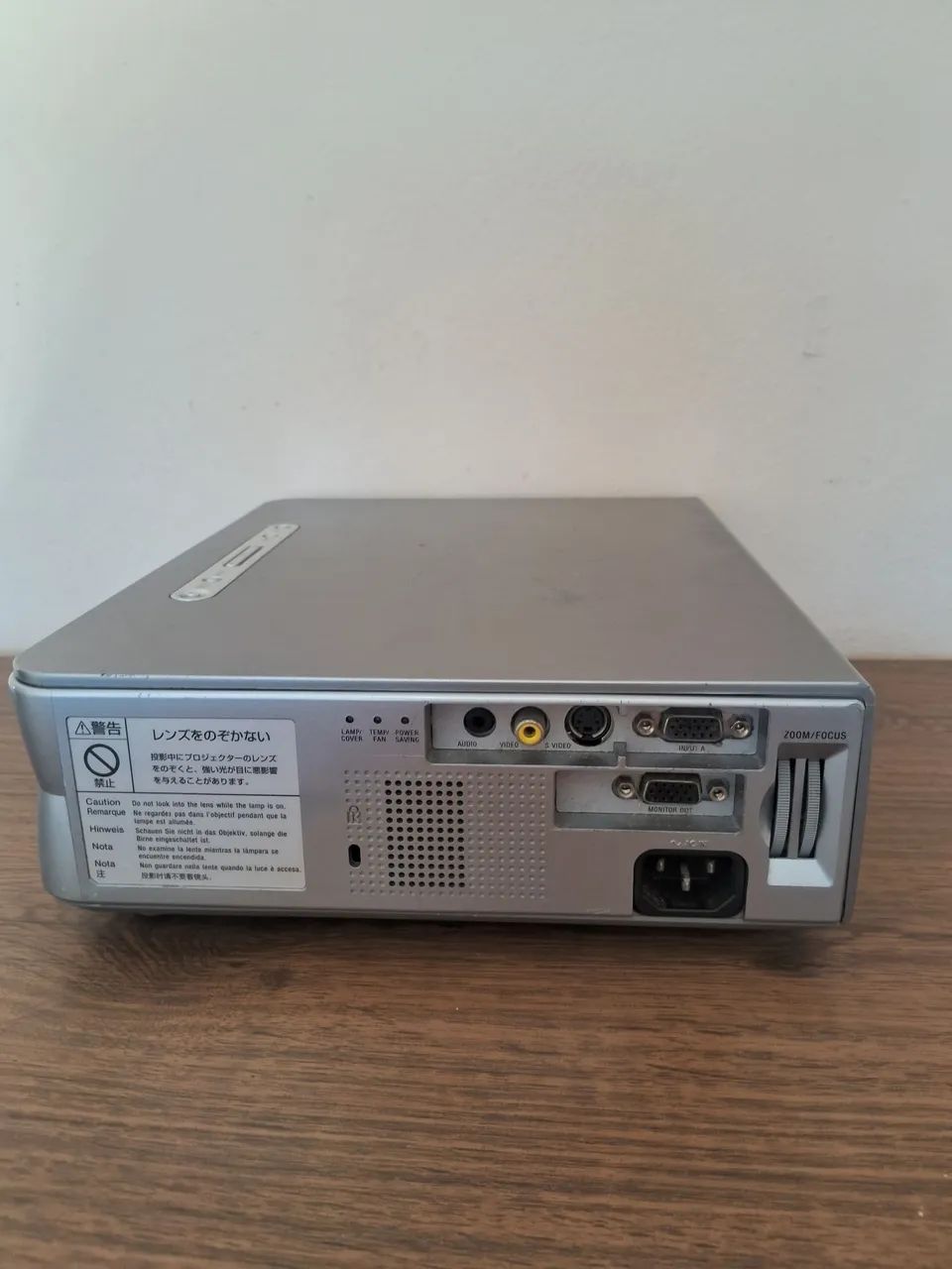 Projetor  Sony  CS7  (com defeito) - Foto 4