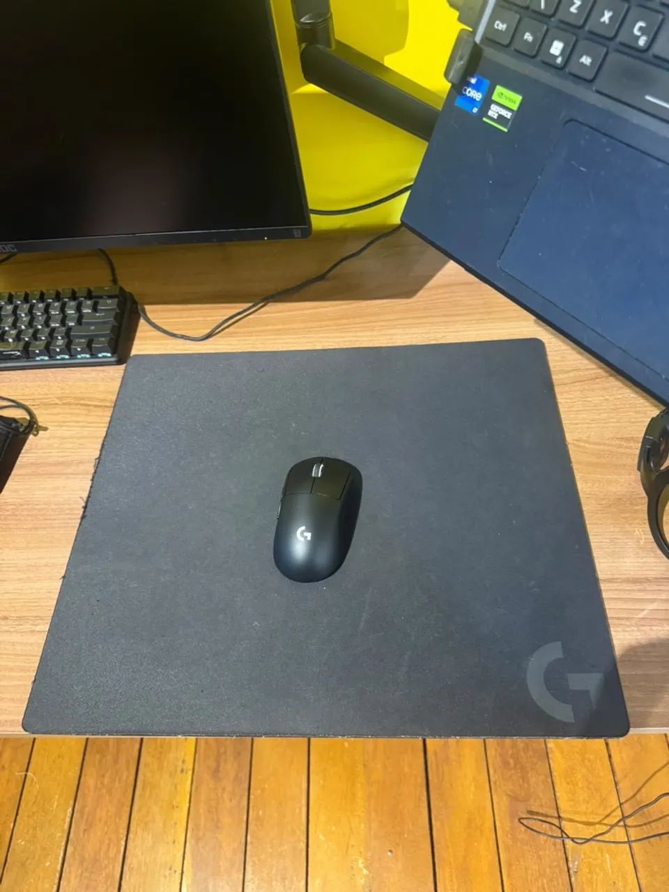 Logitech Superlight 2 e headset g pro 7.1  - Foto 5