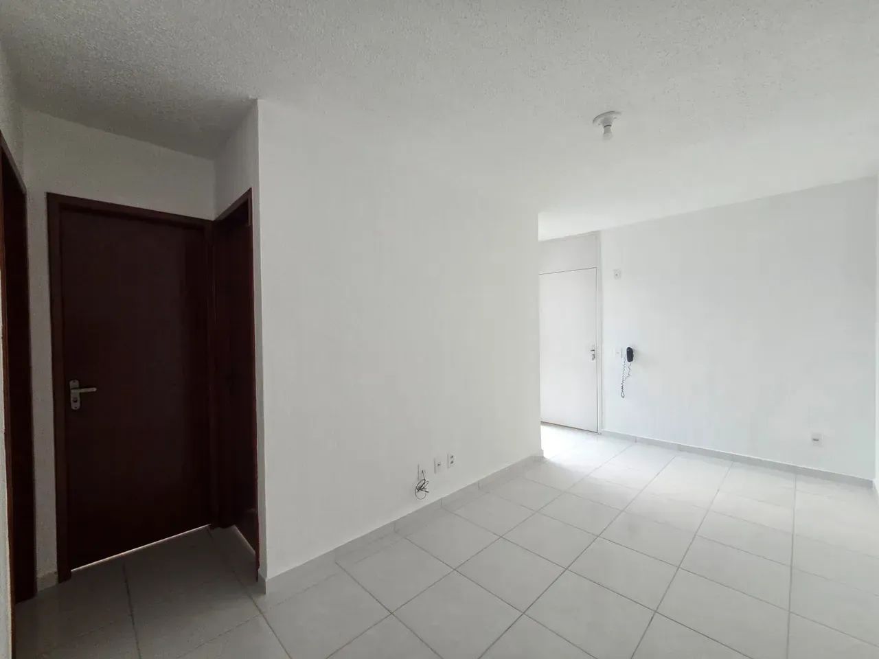 Apartamento de 02 quartos com vaga de garagem em Nova Iguaçu