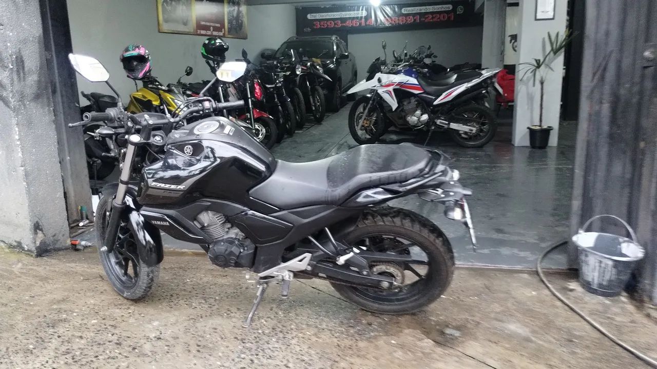 F  15   2024   valor 17500 - Foto 3