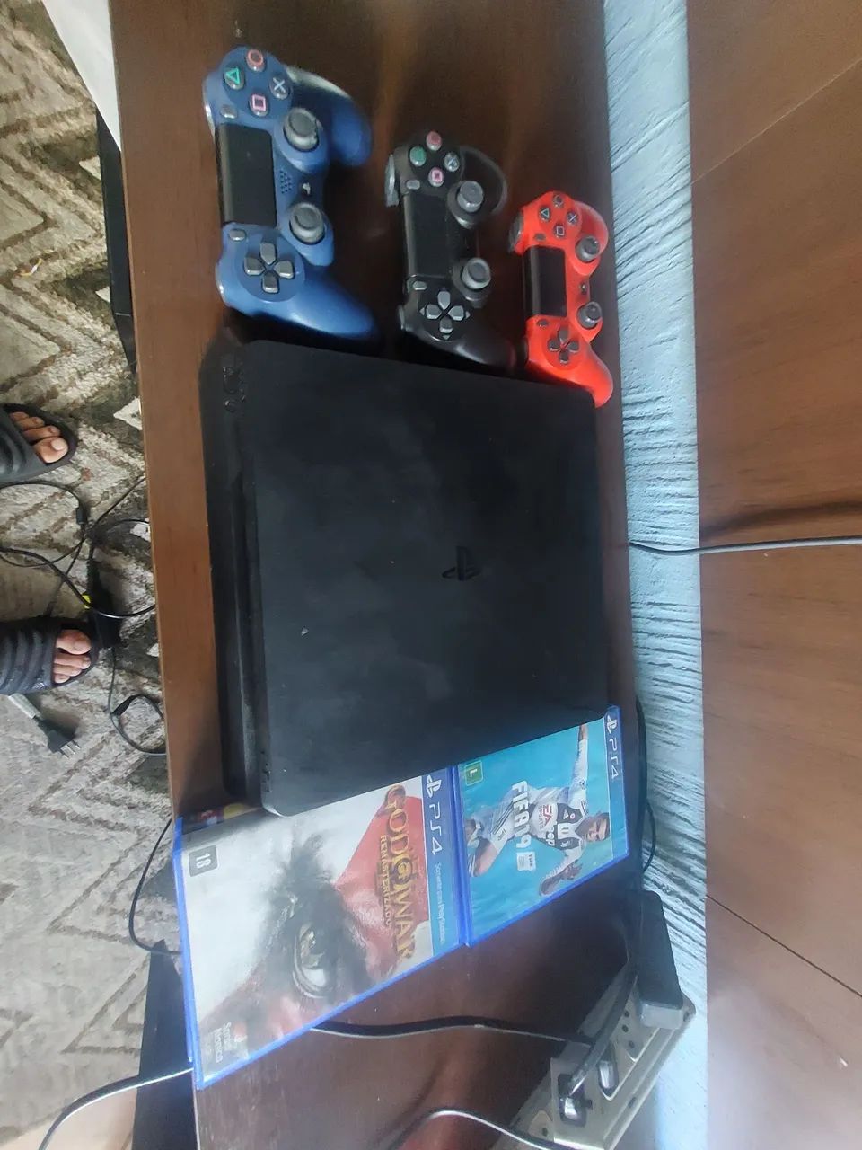 Ps4 slim 