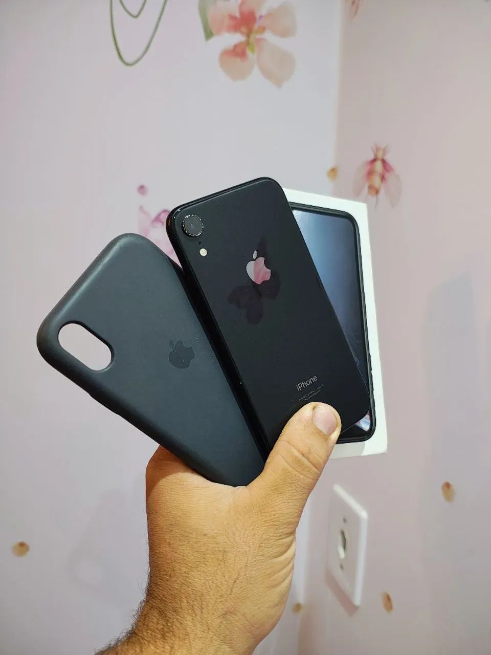 iPhone XR 64gb - Celulares e Smartphones - Água Comprida, Barra
