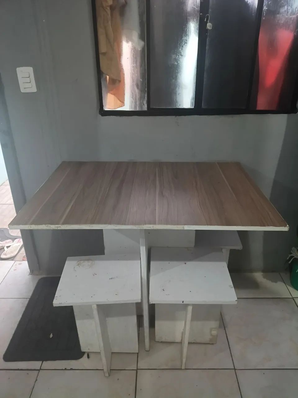 Sofá + mesa