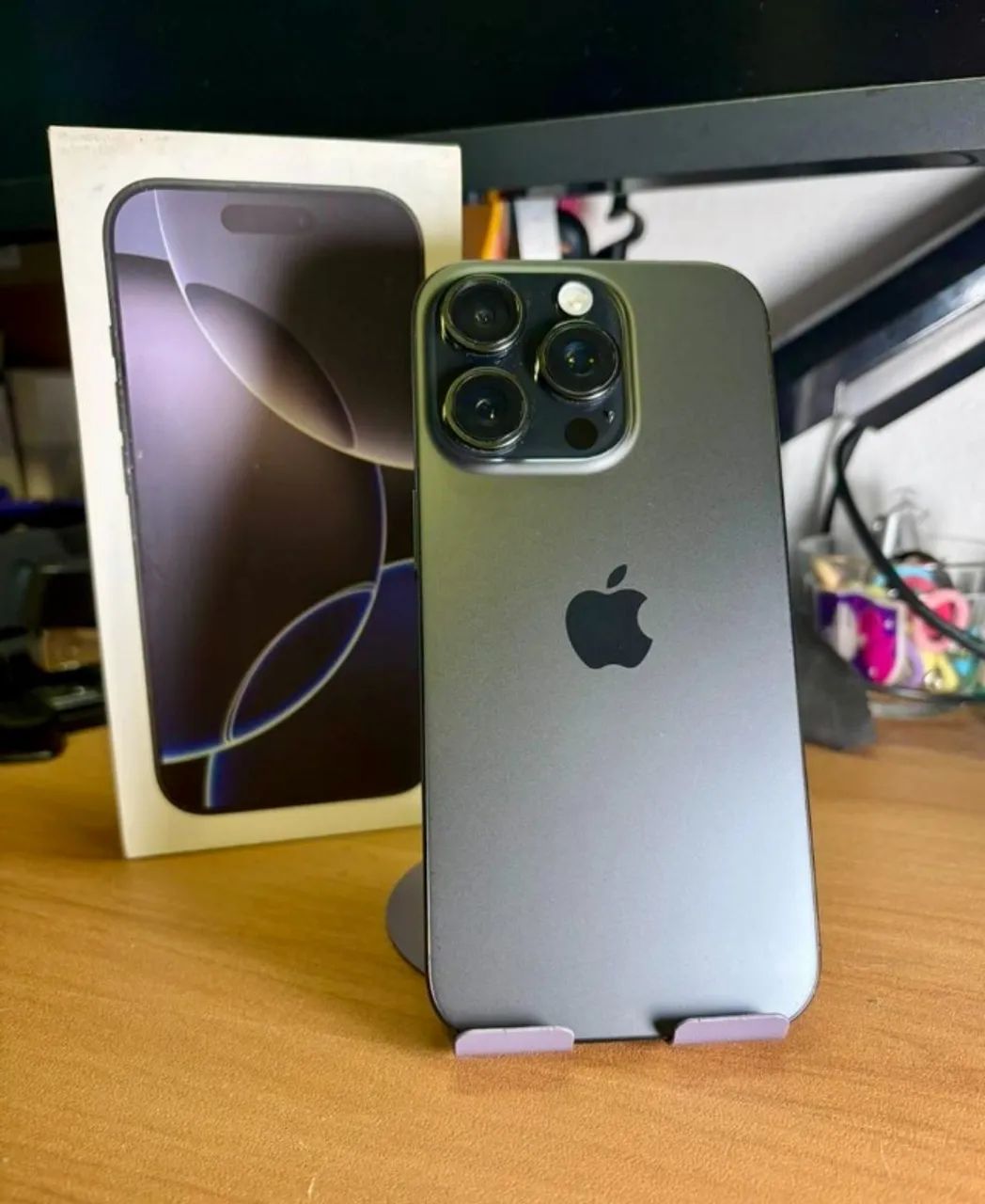 iPhone 16 Pro 128GB - Black Titanium - Excelente estado - Foto 2