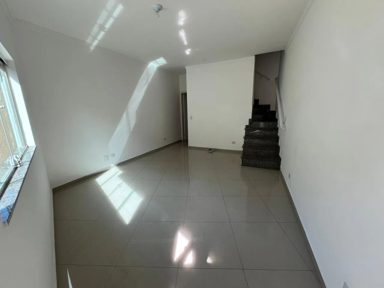 Sobrado para alugar com 180m², 2 quartos e 2 vagas - Foto 4