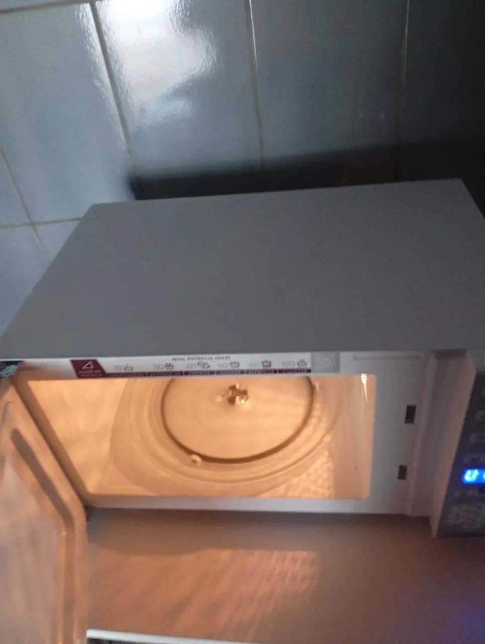 700 reais microondas selinovomesesdeusobbanco220v700reais3 - Foto 3