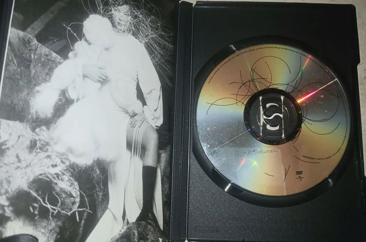 2 dvd's Bjork Volumen / Volumen Plus - Foto 3
