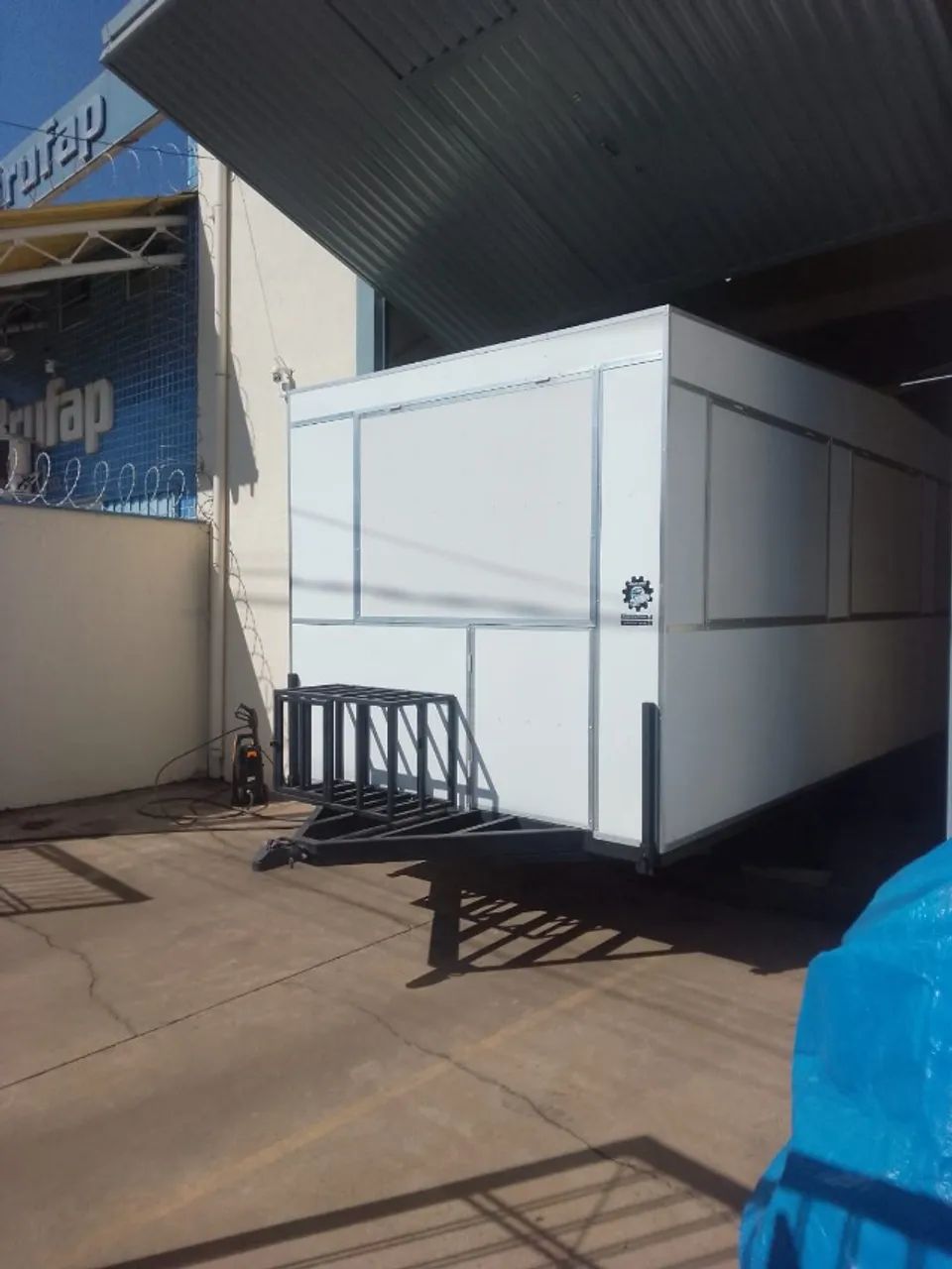 Trailer Food Truck 6 x 2,4 metros - Foto 3