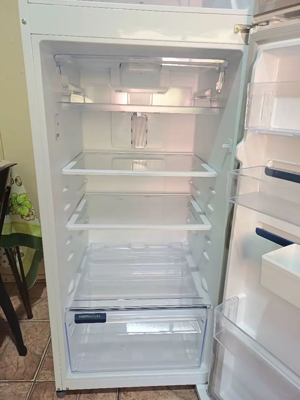 REFRIGERADOR ELECTROLUX 390LTS. - Foto 4