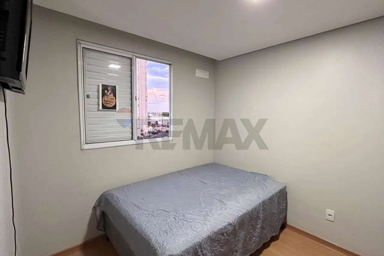 Apartamento 2 Quartos com Planejados e reformado pronto para morar - Foto 3