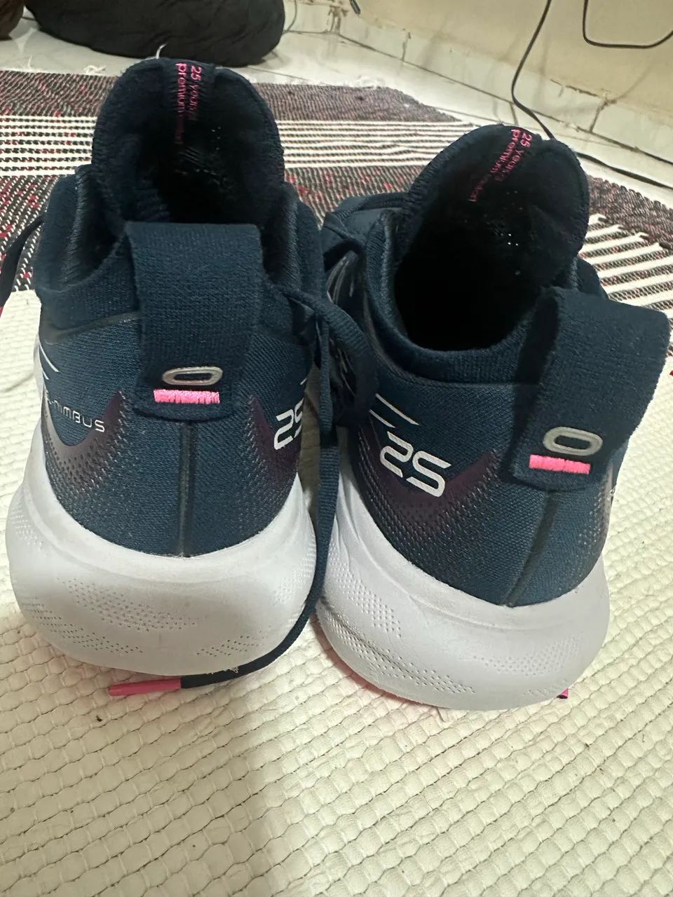 Asics gel Nimbus 25. - Foto 4