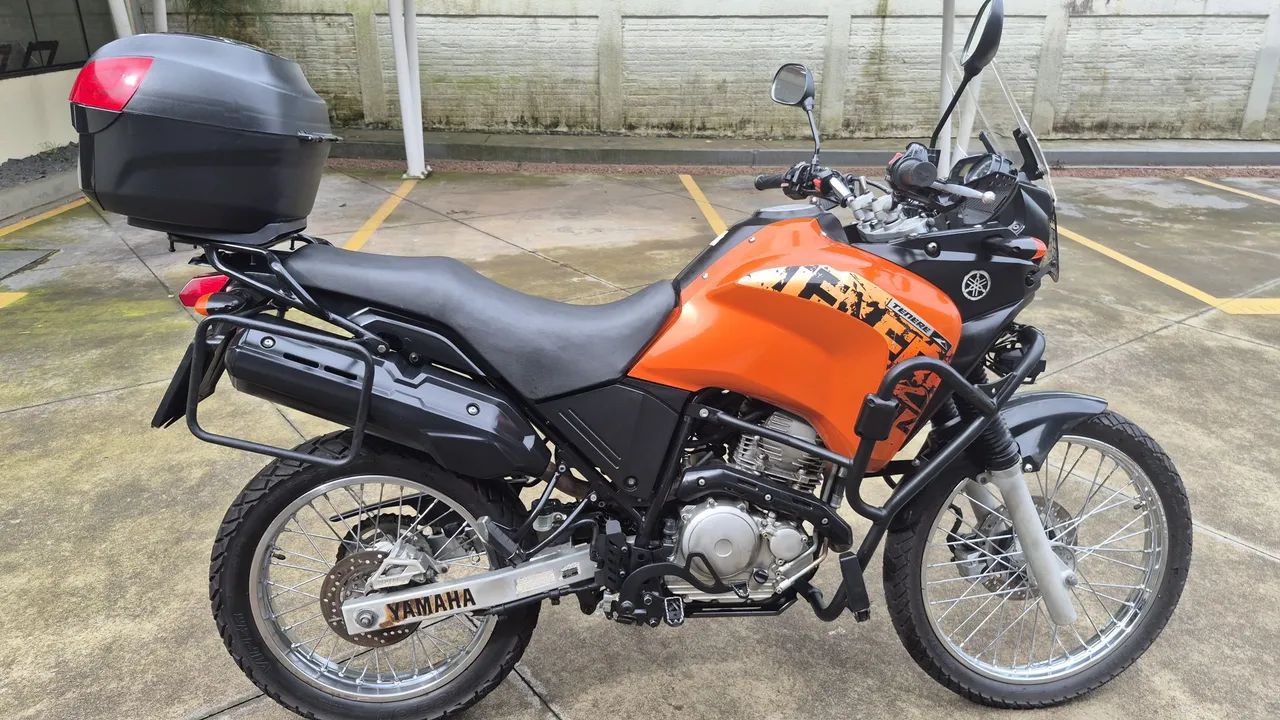 Tenere 250 