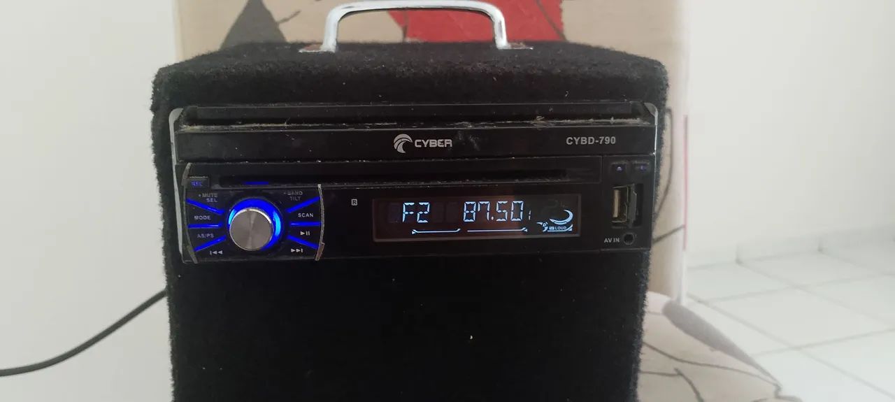 Dvd automotivo.