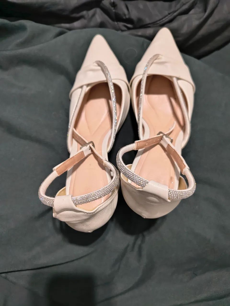 Sapato de salto mede 9 cm