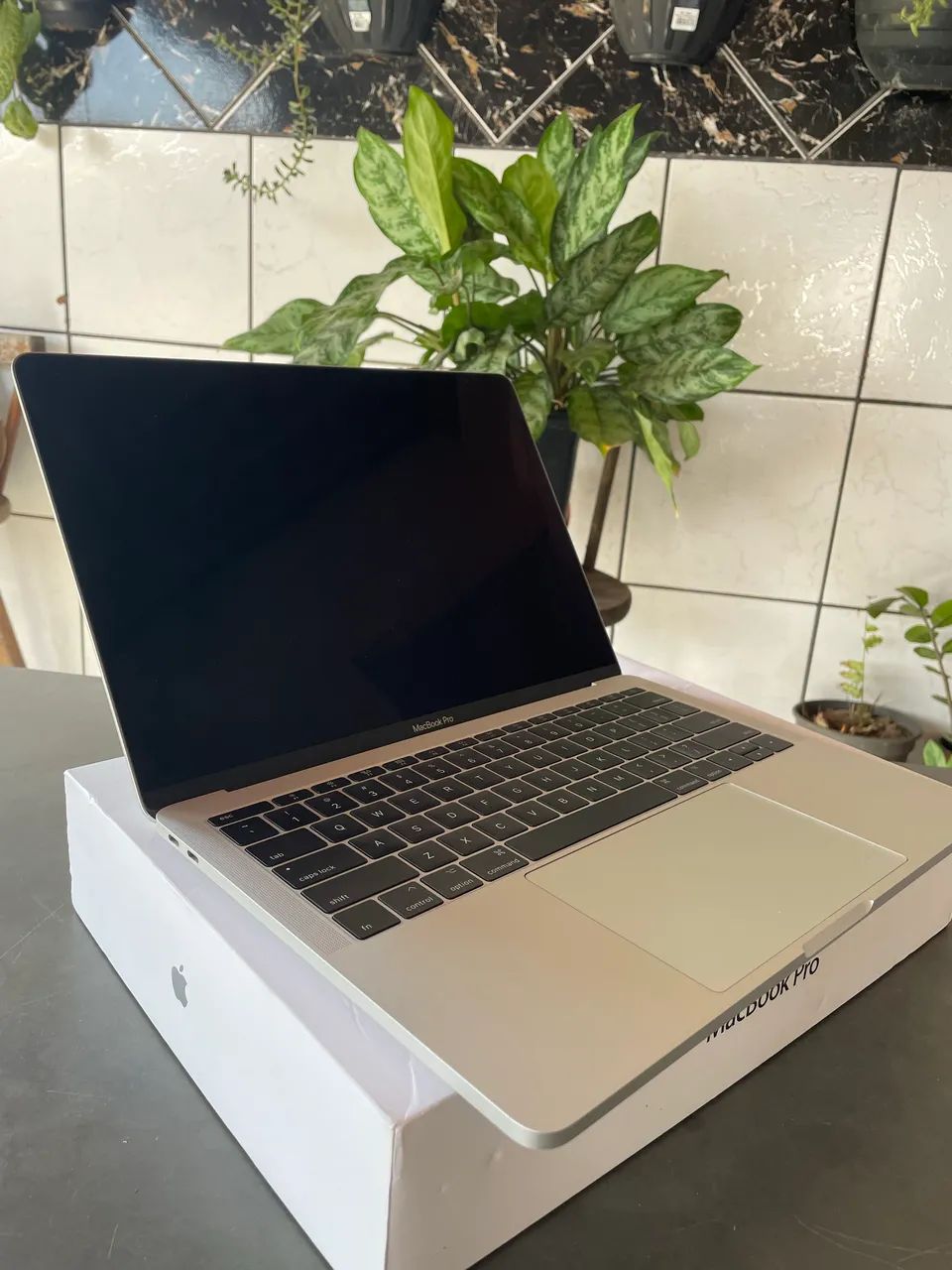 MacBook Pro 2017 i7 16gb - Notebooks - Jardim dos Buritis