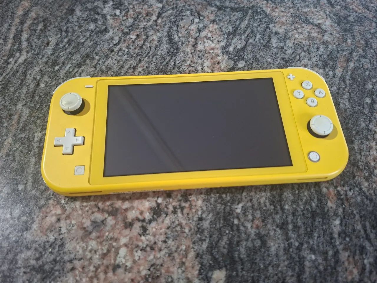 Nintendo Switch Lite (Yellow) - Consoles de Vídeo Game - Jardim do