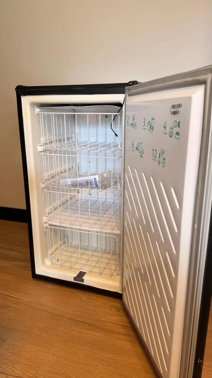 Freezer Consul compacto 66 litros