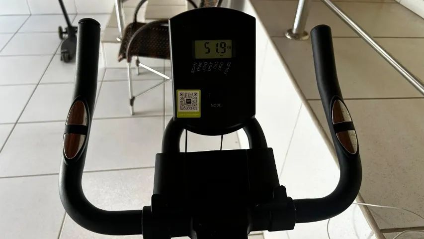 Bicicleta Ergométrica Wizo - 3 meses de comprada e POUCO USADA!!! - Foto 2