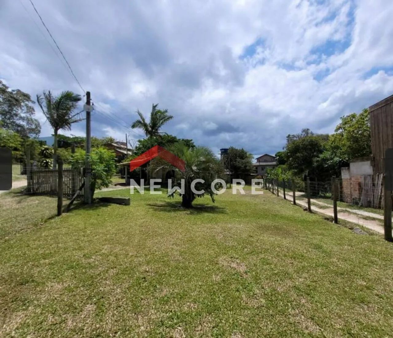 Lote em estrada geral - Praia do Rosa - Imbituba/SC
