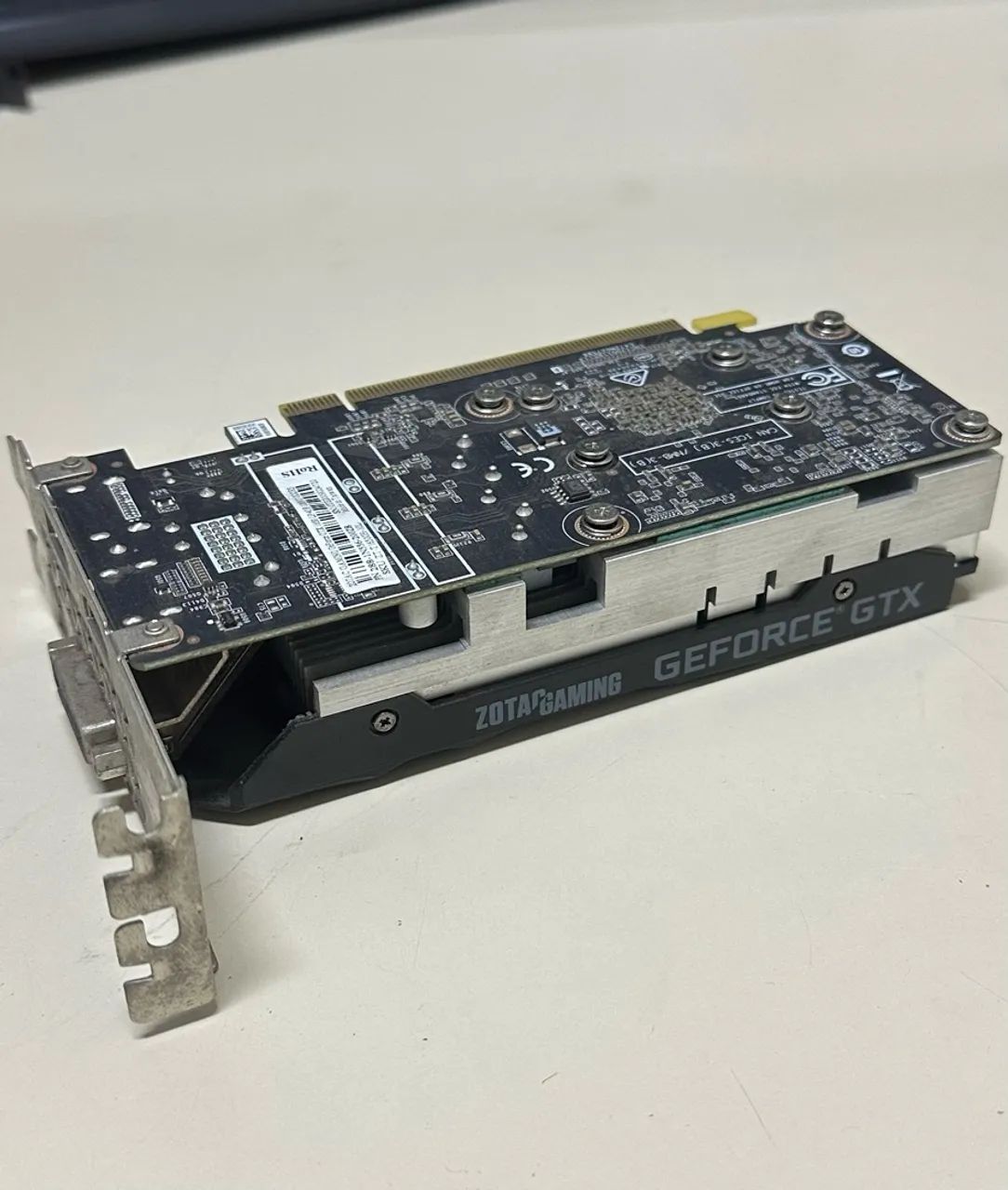 GTX 1650 4GB  - Foto 2