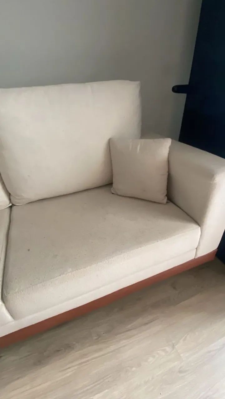 Sofá semi novo dois lugares  - Foto 3
