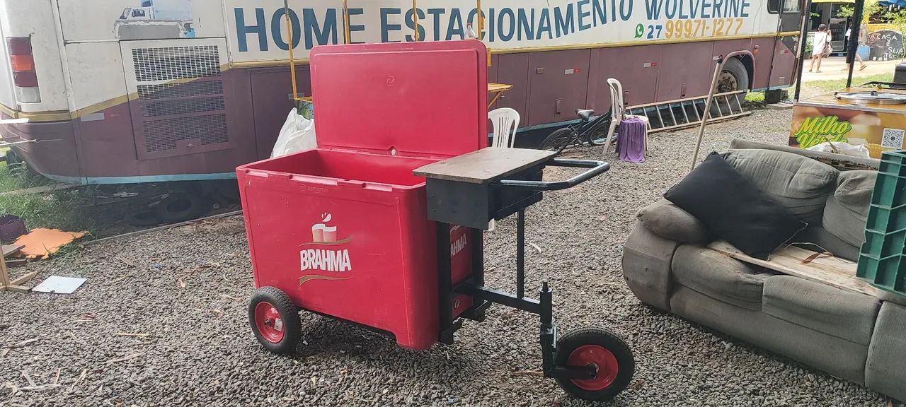 Carrinho de vende cocô e cerveja ou água  - Foto 3
