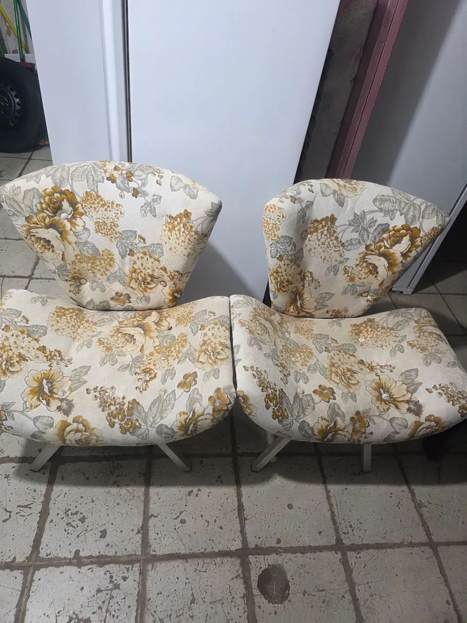 2 poltronas semi novas