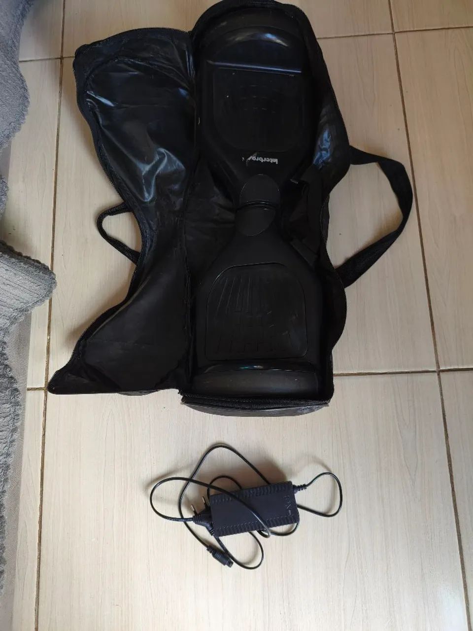 エルドラード　パウチ Maleta Kit 8 Blade Storm Gyro Beylogger Lançador Klizz Pião