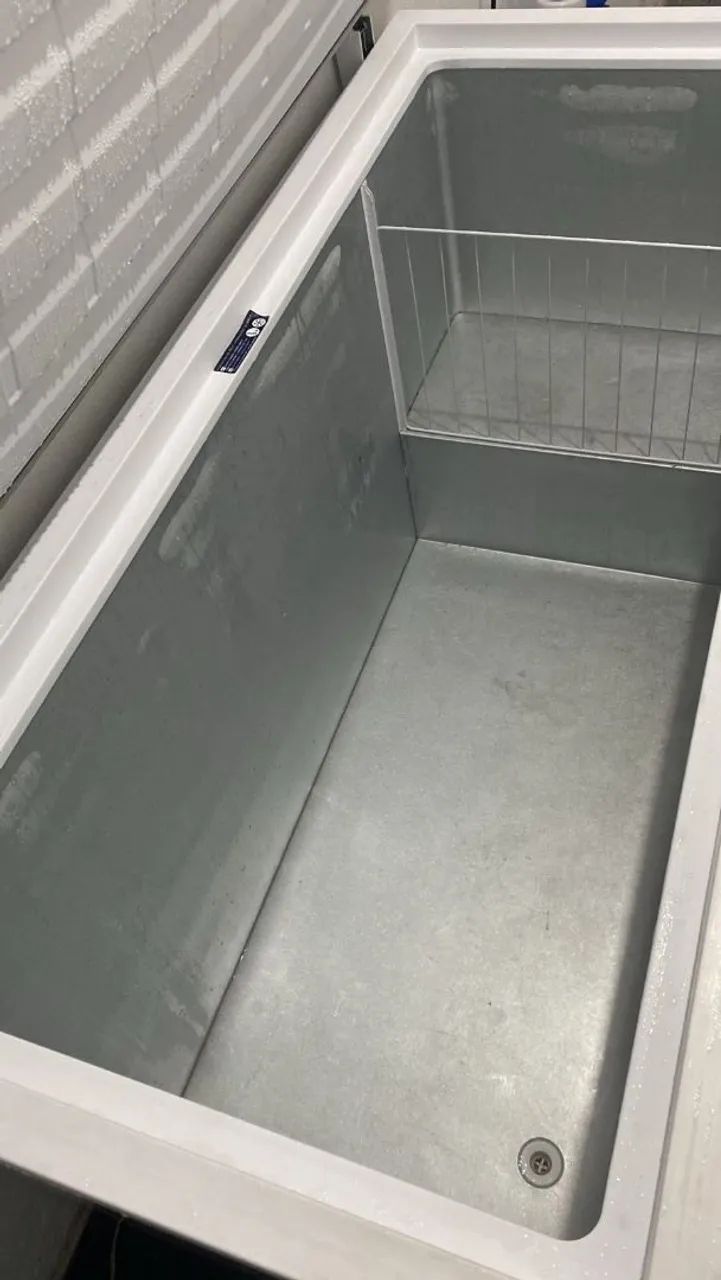 Vendo Freezer 513 litros - Foto 4