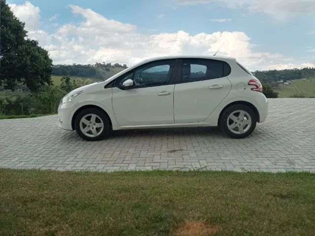 Peugeot 208 Active/active Pack 1.5 Flex 8V 5P 2014 - Foto 3
