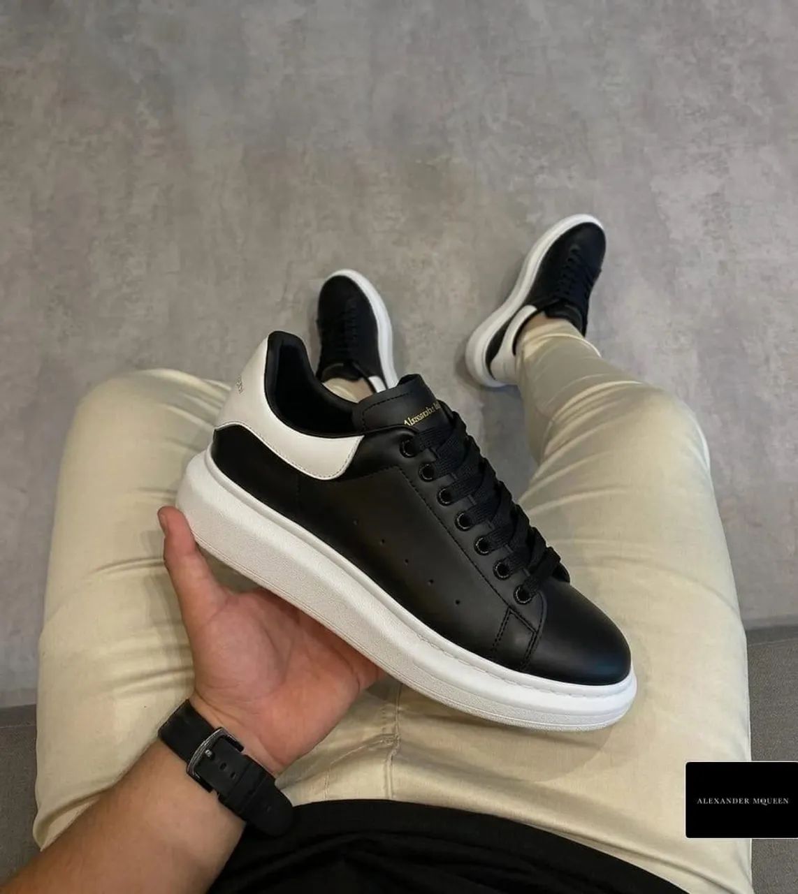 Alexander McQueen branco ou preto  - Foto 3